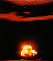 최초의 핵폭탄 실험인 '트리니티 실험'으로 생긴 버섯구름