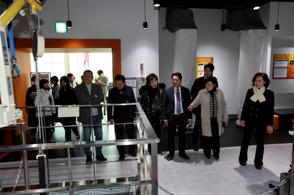 6일 계양구의회 의원과 직원들은 서구 인천국민안전체험관을 방문해 안전 체험 시설물들을 둘러본데 이어 응급처치 교육에 참여했다.